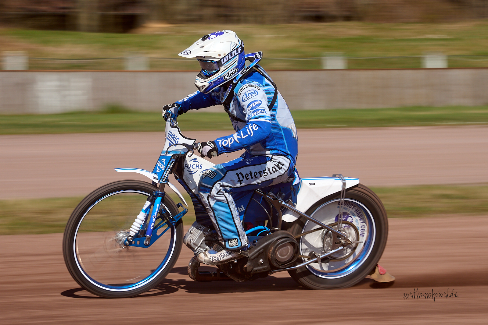 A7403887 dilger 1600 1